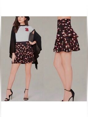 BEBE Flamingo Skirt - XS